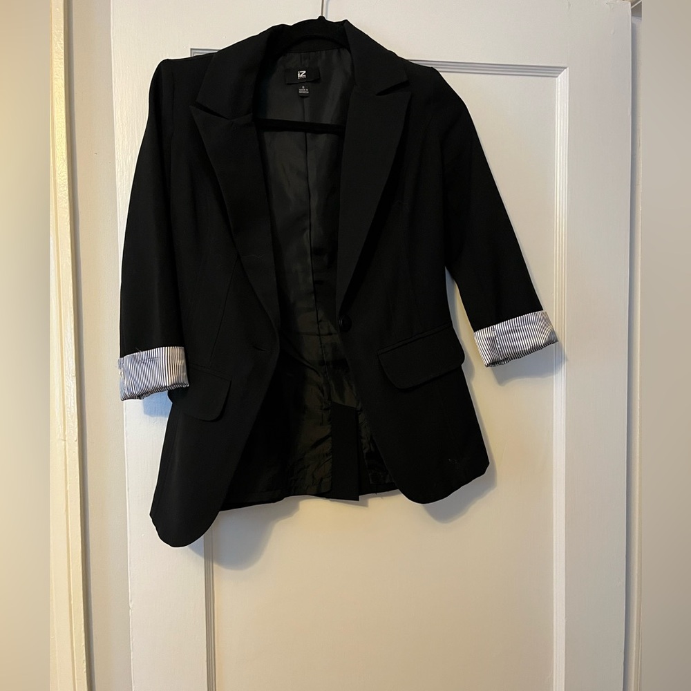 Women's blazer size small
